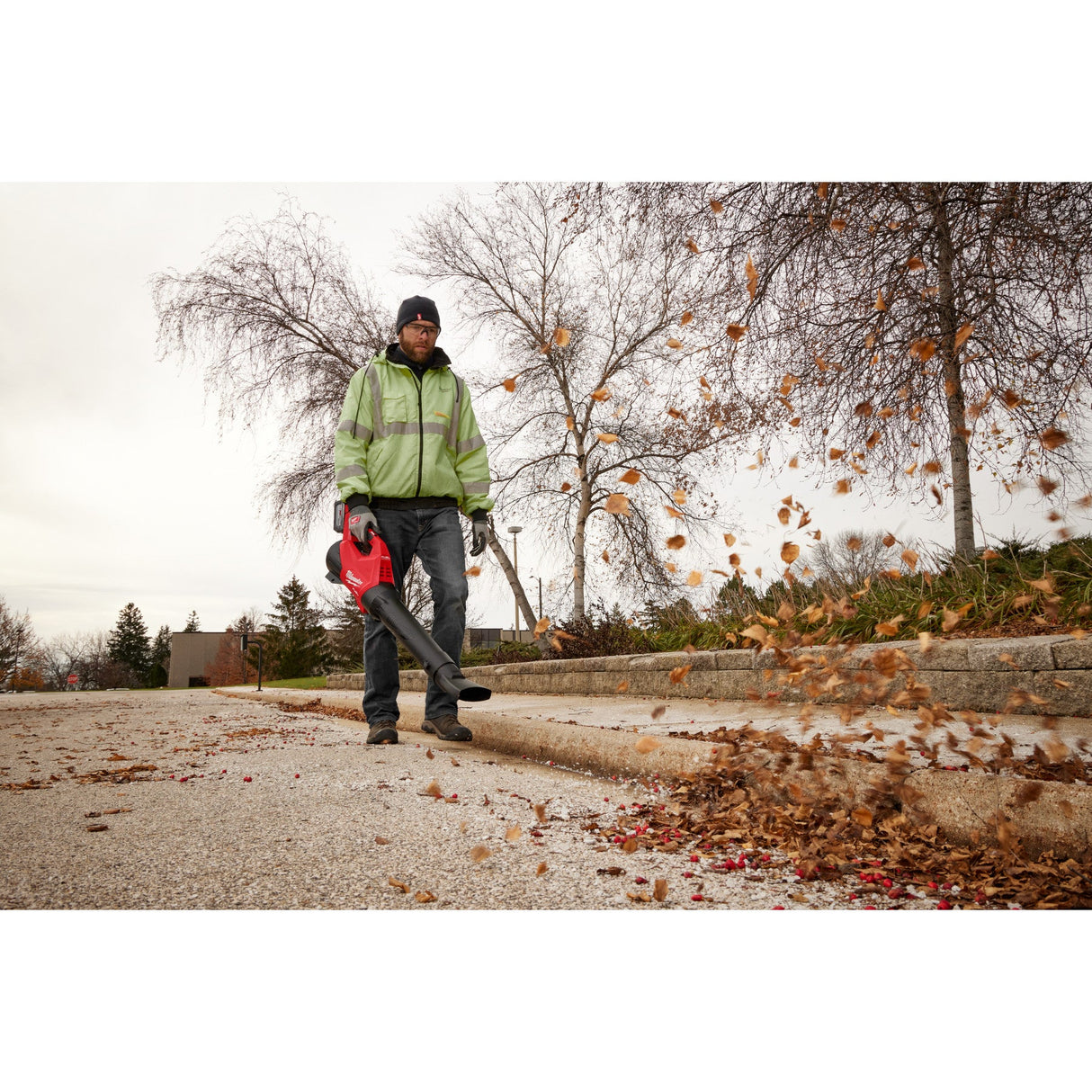 Milwaukee 49 - 16 - 2791 Blower Angled Flare Attachment - Mississauga Hardware Centre Inc