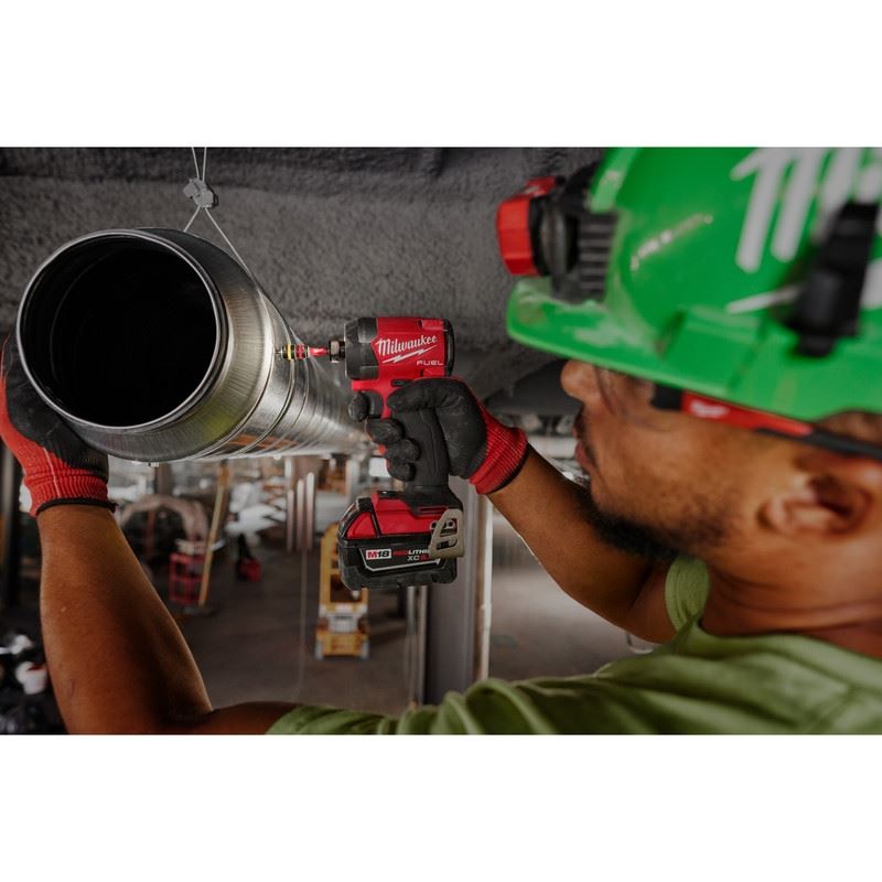 Milwaukee 49 - 66 - 4542 SHOCKWAVE Impact Duty QUIK CLEAR 2 - in - 1 Magnetic Nut Drivers - Mississauga Hardware Centre Inc