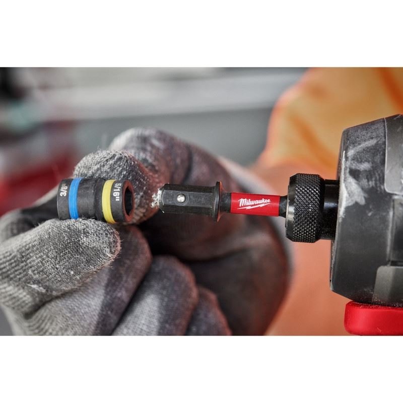 Milwaukee 49 - 66 - 4565 SHOCKWAVE Impact Duty QUIK - CLEAR 2 - in - 1 Magnetic Nut Driver Set 2PC - Mississauga Hardware Centre Inc