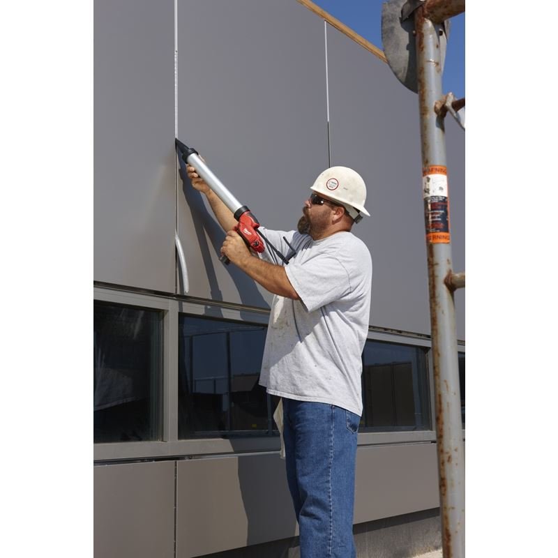 2442 - 21 M12 12 Volt Lithium - Ion Cordless Sausage Caulk Gun Kit - Mississauga Hardware Centre IncMilwaukee2442-21