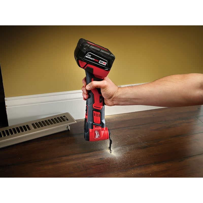 2626 - 20 M18 18 Volt Lithium - Ion Cordless Cordless Multi - Tool - Tool Only - Mississauga Hardware Centre IncMilwaukee2626-20