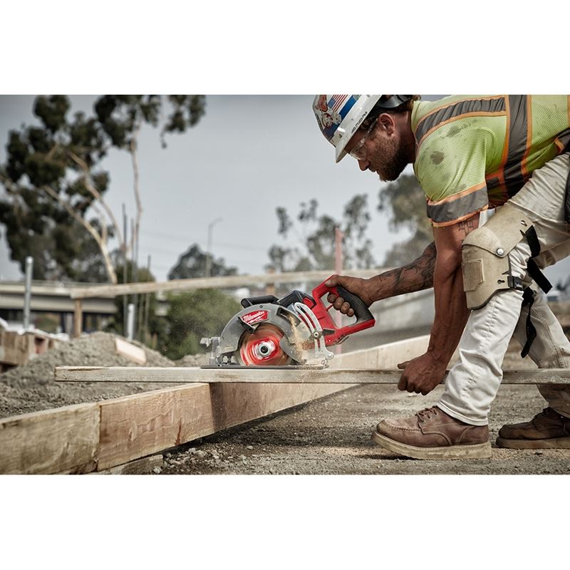 2830 - 20 M18 FUEL 18 Volt Lithium - Ion Brushless Cordless Rear Handle 7 - 1/4 in. Circular Saw - Tool Only - Mississauga Hardware Centre IncMilwaukee2830-20