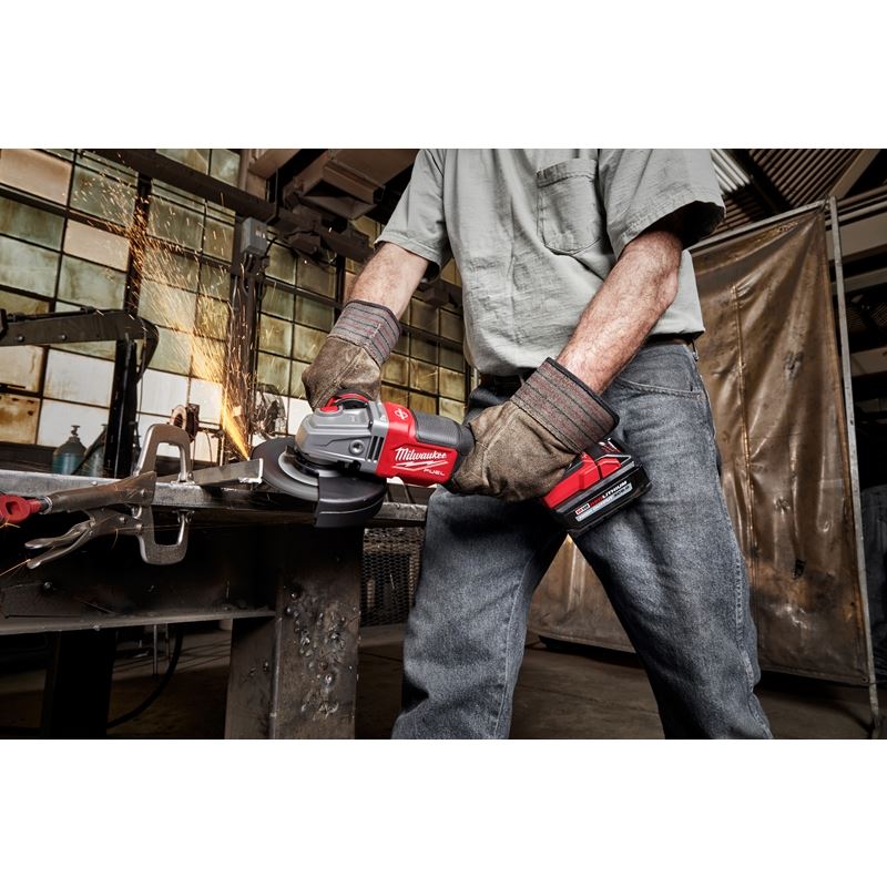 2980 - 20 M18 FUEL 18 Volt Lithium - Ion Brushless Cordless 4 - 1/2 in. - 6 in. No Lock Braking Grinder with Paddle Switch - Tool Only - Mississauga Hardware Centre IncMilwaukee2980-20