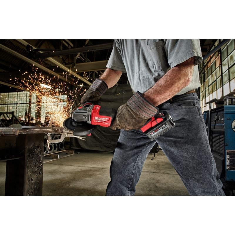 2980 - 20 M18 FUEL 18 Volt Lithium - Ion Brushless Cordless 4 - 1/2 in. - 6 in. No Lock Braking Grinder with Paddle Switch - Tool Only - Mississauga Hardware Centre IncMilwaukee2980-20