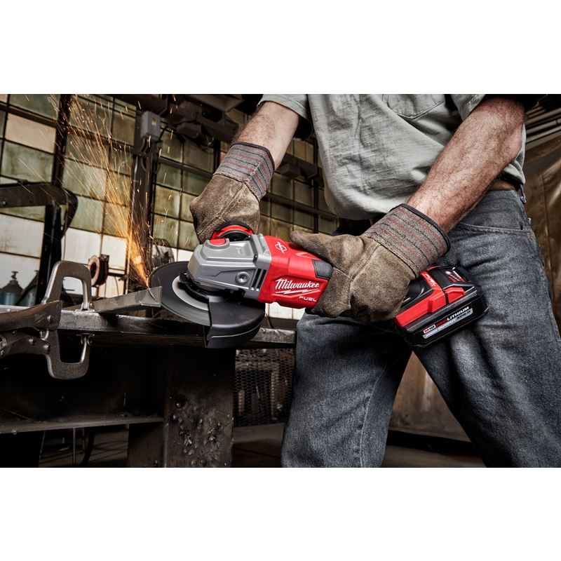 2981 - 20 M18 FUEL 18 Volt Lithium - Ion Brushless Cordless 4 - 1/2 in. - 6 in. Lock - On Braking Grinder with Slide Switch - Tool Only - Mississauga Hardware Centre IncMilwaukee2981-20