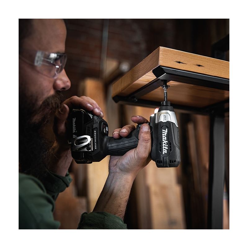 Makita DTD157ZB 1/4in Sub-Compact Cordless Impact Driver with Brushless Motor (Tool Only)