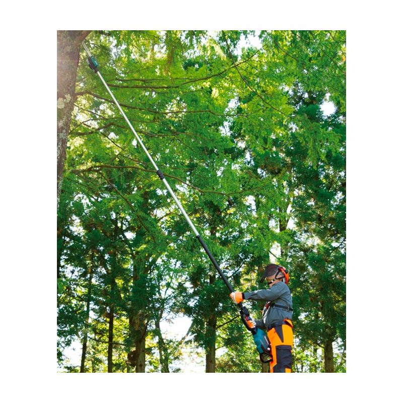 Makita DUA251Z 9ft – 13ft Telescoping 18Vx2 LXT 10in Pole Chain Saw