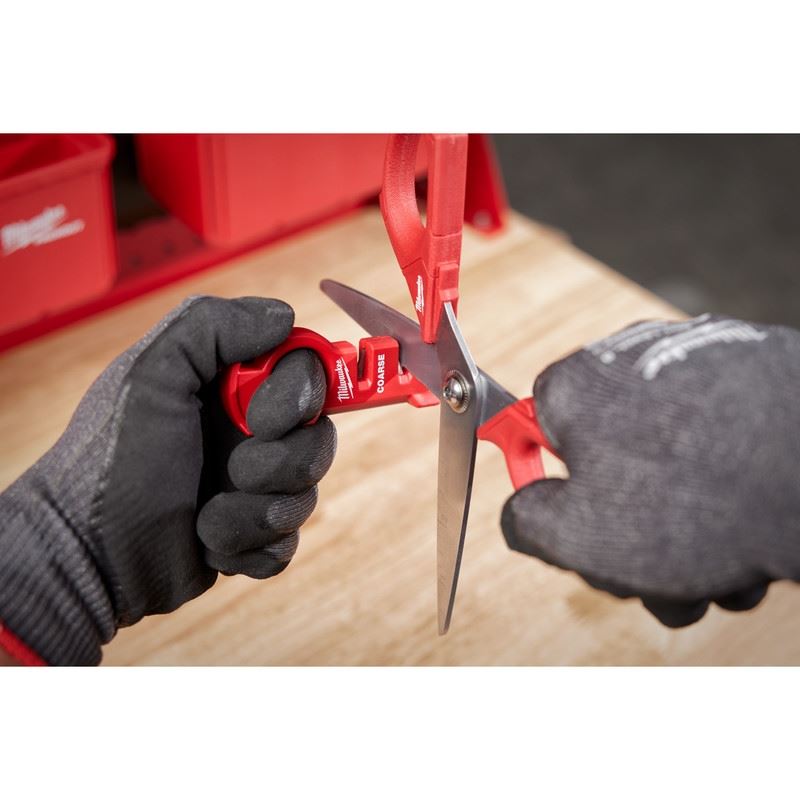 Milwaukee 48-22-1590 Compact Knife Sharpener