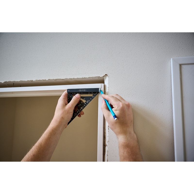 STILETTO STSQ4 4-1/2 4in Trim Square