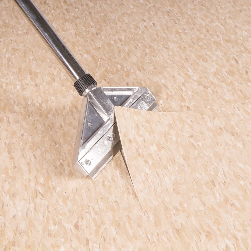 Roberts 10-296 8 in. Stand-Up Scraper with Adjustable 3 to 6 ft. Handle