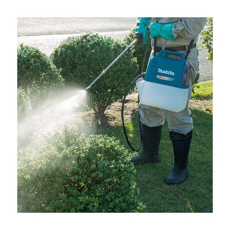 Makita DUS054RF Cordless Sprayer