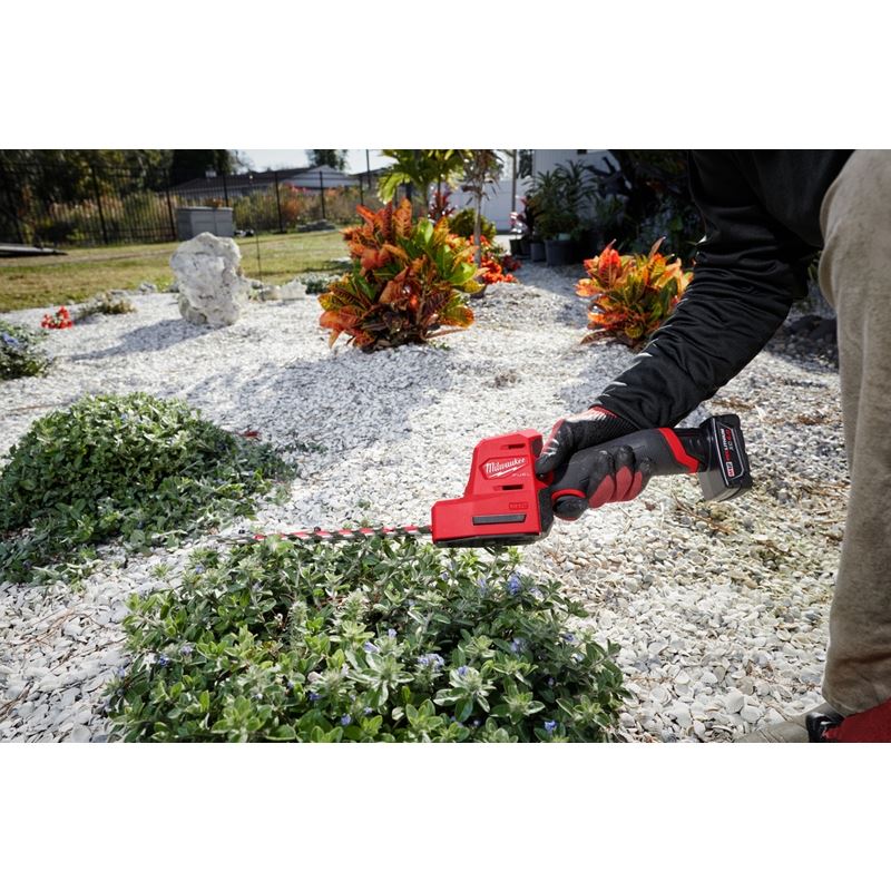 Milwaukee 2533-21 M12 FUEL 8in Hedge Trimmer