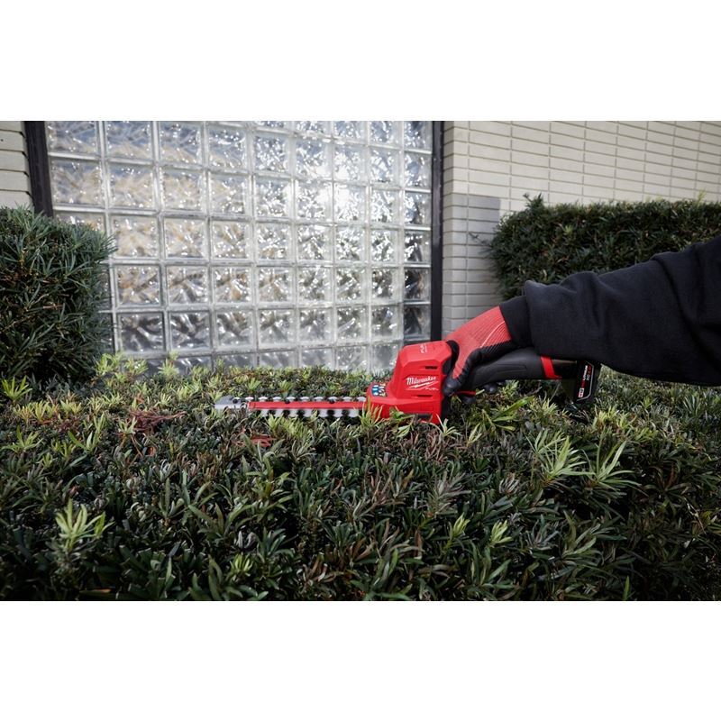 Milwaukee 2533-21 M12 FUEL 8in Hedge Trimmer