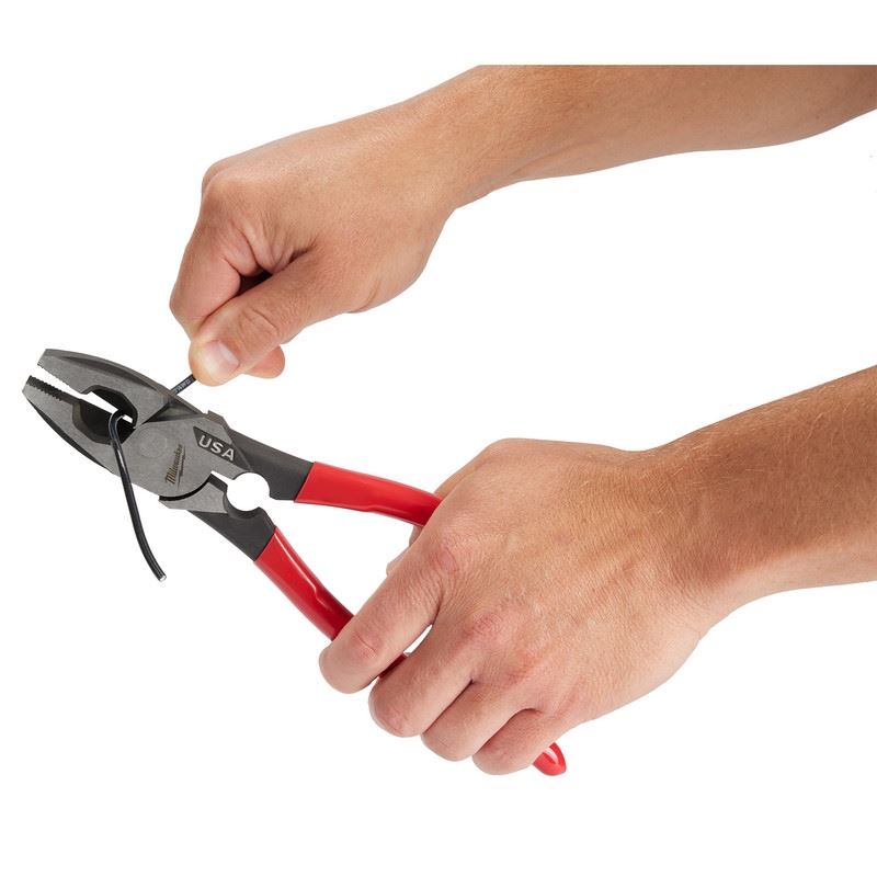 Milwaukee MT500T 9in Linemans Dipped Grip Pliers w/ Thread Cleaner (USA)
