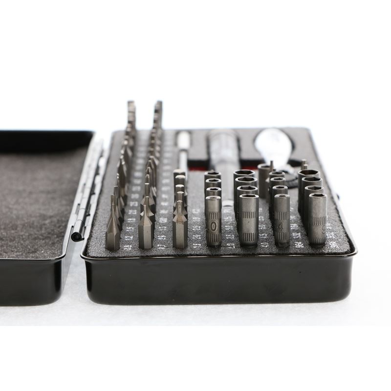 Wiha Master Tech 65 Piece Set - ESD Handle, Mini Ratchet and MicroBits In Metal Storage Box