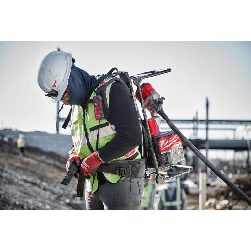 Milwaukee MXF371-2XC MX FUEL Backpack Concrete Vibrator Kit