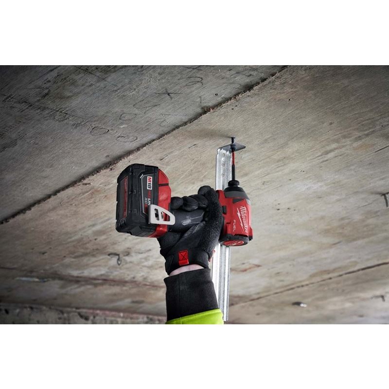 Milwaukee 2853-22 M18 FUEL 1/4" Hex Impact Driver XC Kit