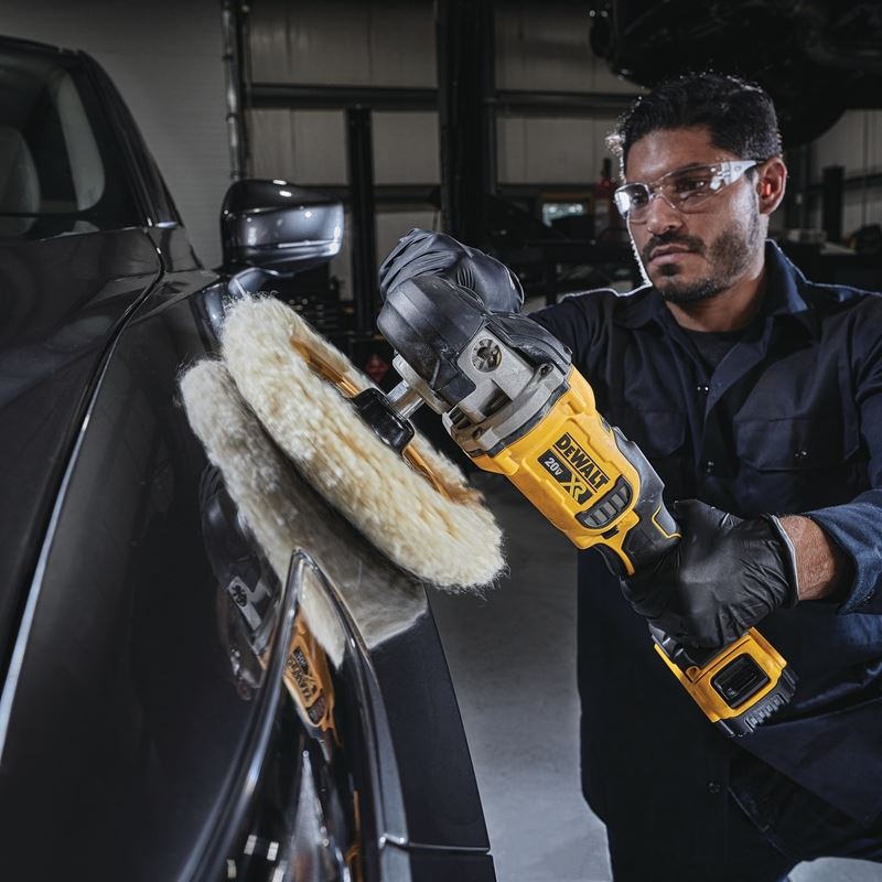 DEWALT DCM849P2 20V MAX* XR® 7 in. (180mm) Cordless Variable Speed Rotary Polisher Kit