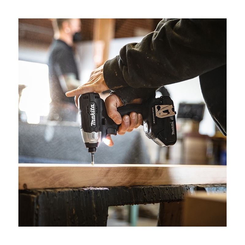 Makita DTD157ZB 1/4in Sub-Compact Cordless Impact Driver with Brushless Motor (Tool Only)