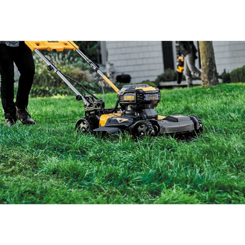 DEWALT DCMWSP244U2 FWD Self-Propelled Lawn Mower - 2X20V MAX 21-1/2 in. Brushless