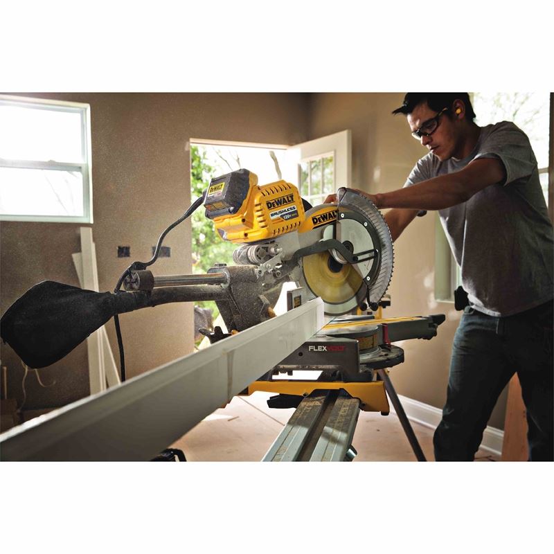 DEWALT Flexvolt DHS790AT2 12"(305mm) 120V Max* Double Bevel Sliding Compound Miter Saw Kit with CUTLINE(TM) Blade Positioning System (Includes 120V adapter, 2 batteries, and dual port fast charger)