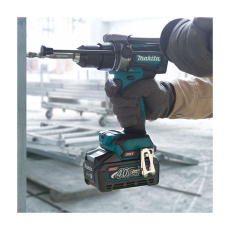 Makita HP001GM102 XGT 40V (4.0 Ah) MAX Li-Ion Brushless 1/2†Hammer Drill / Driver Kit