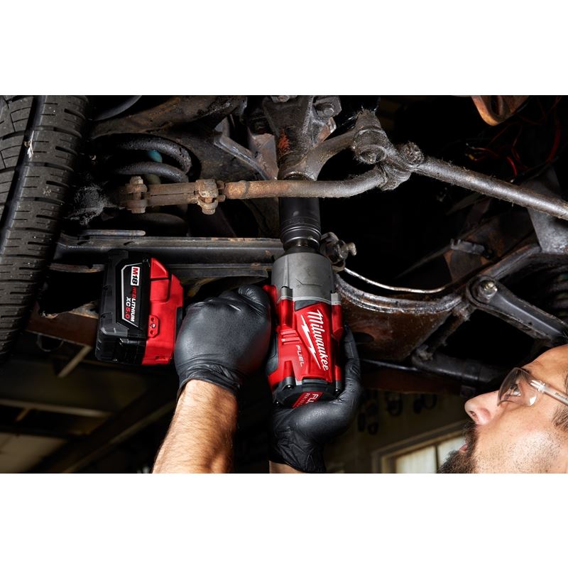 Milwaukee 2767-22 M18 FUEL High Torque 1/2" Impact Wrench with Friction Ring Kit