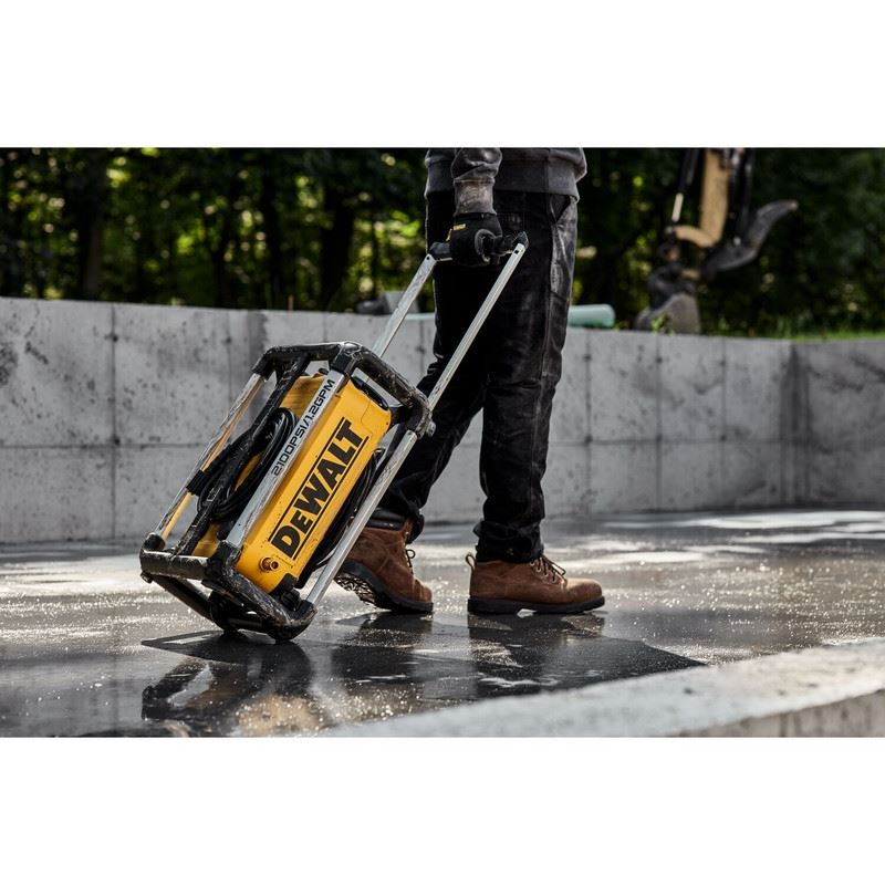 DEWALT DWPW2100 Electric Pressure Washer