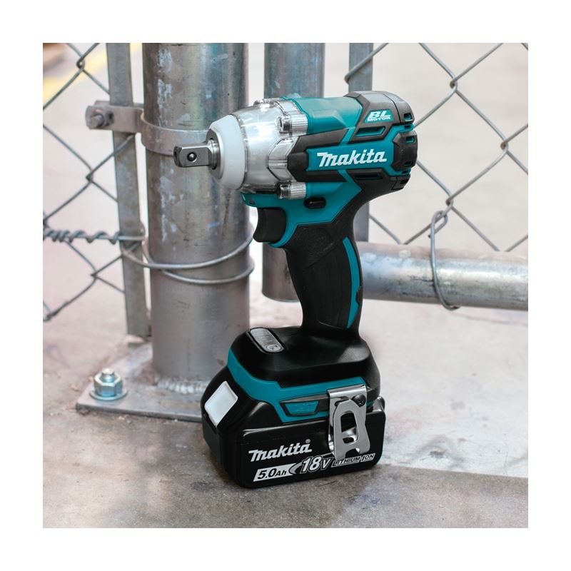 Makita DTW285XVTE 1/2in Cordless Impact Wrench with Brushless Motor