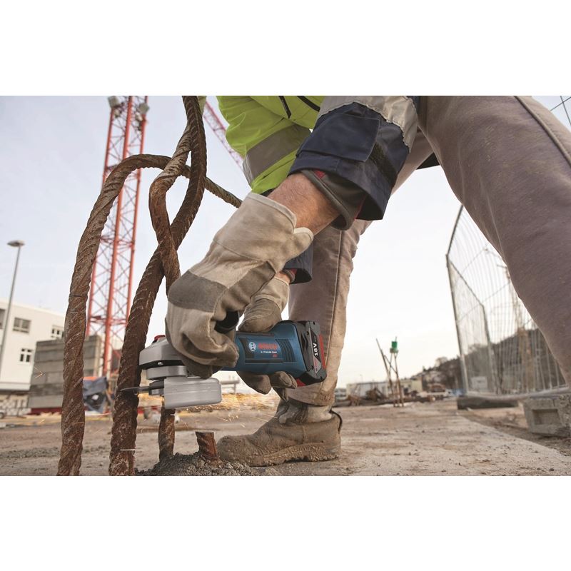 Bosch | GWS18V - 45 - 01 18 V 4 - 1/2 In. Angle Grinder Kit | BFP - Mississauga Hardware Centre IncBOSCHGWS18V-45-01