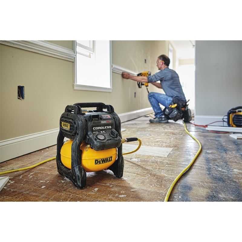 DEWALT DCC2560T1 FLEXVOLT 60V MAX* 2.5 GALLON CORDLESS AIR COMPRESSOR KIT - Mississauga Hardware Centre IncDEWALTDCC2560T1
