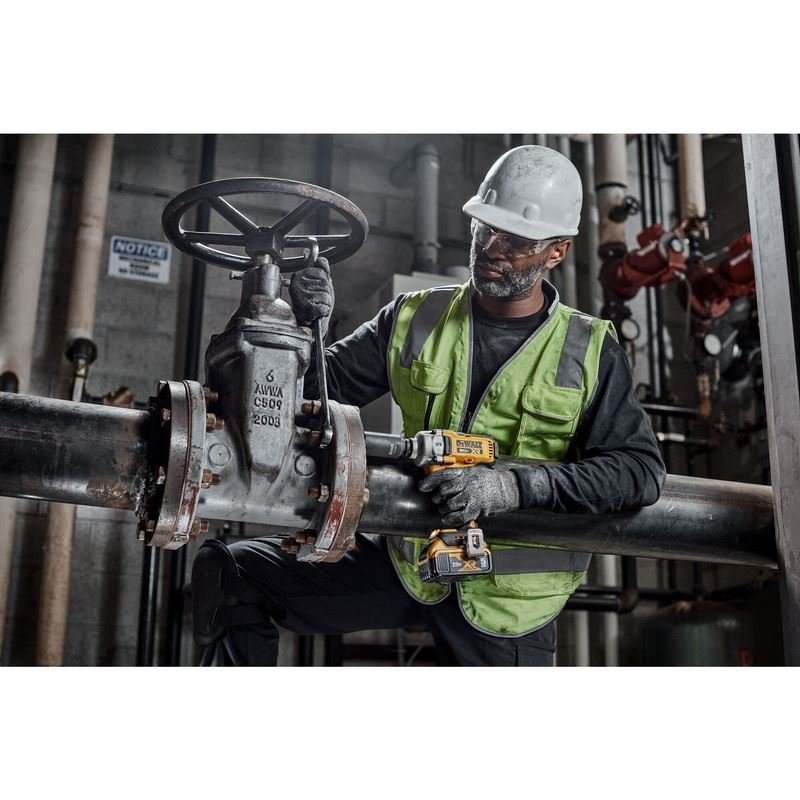 DEWALT DCF892B 20V MAX XR 1/2 in. Mid - Range Impact Wrench with Detent Pin Anvil (Tool Only) - Mississauga Hardware Centre IncDEWALTDCF892B