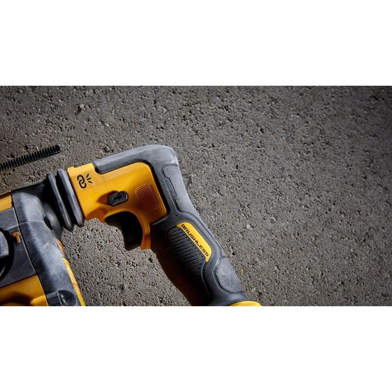 DeWalt DCH416B 60V MAX 1 - 1/4 in. Brushless Cordless SDS Plus Rotary Hammer (Tool Only) - Mississauga Hardware Centre IncDEWALTDCH416B