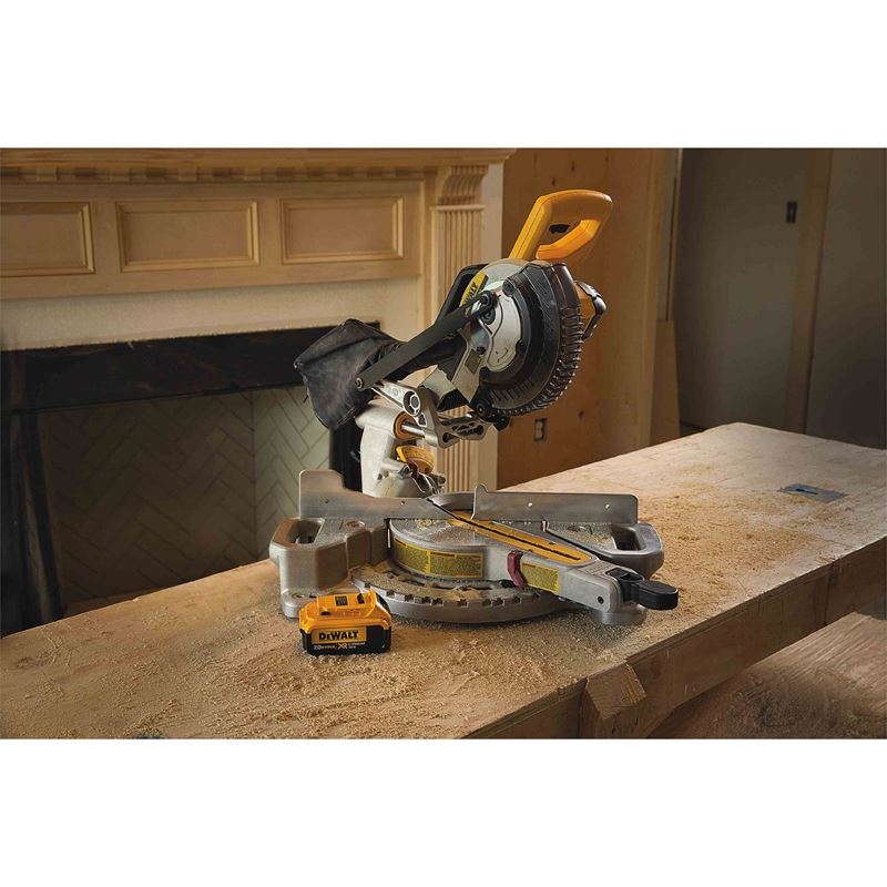 DEWALT DCS361M1 20V MAX* 7 1/4" Sliding Miter Saw (w/Battery Charger) - Mississauga Hardware Centre IncDEWALTDCS361M1