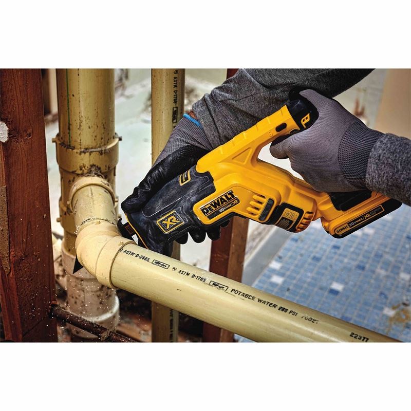 DEWALT DCS367B 20V MAX* XR® Brushless Compact Reciprocating Saw (Tool Only) - Mississauga Hardware Centre IncDEWALTDCS367B