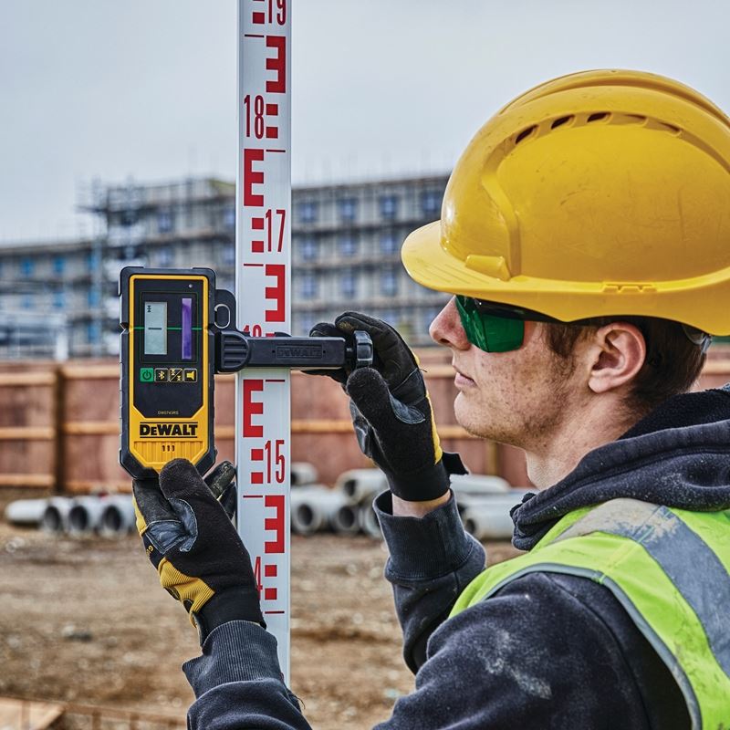 DEWALT DW080LGS 20V MAX TOOL CONNECT GREEN TOUGH ROTARY LASER - Mississauga Hardware Centre IncDEWALTDW080LGS