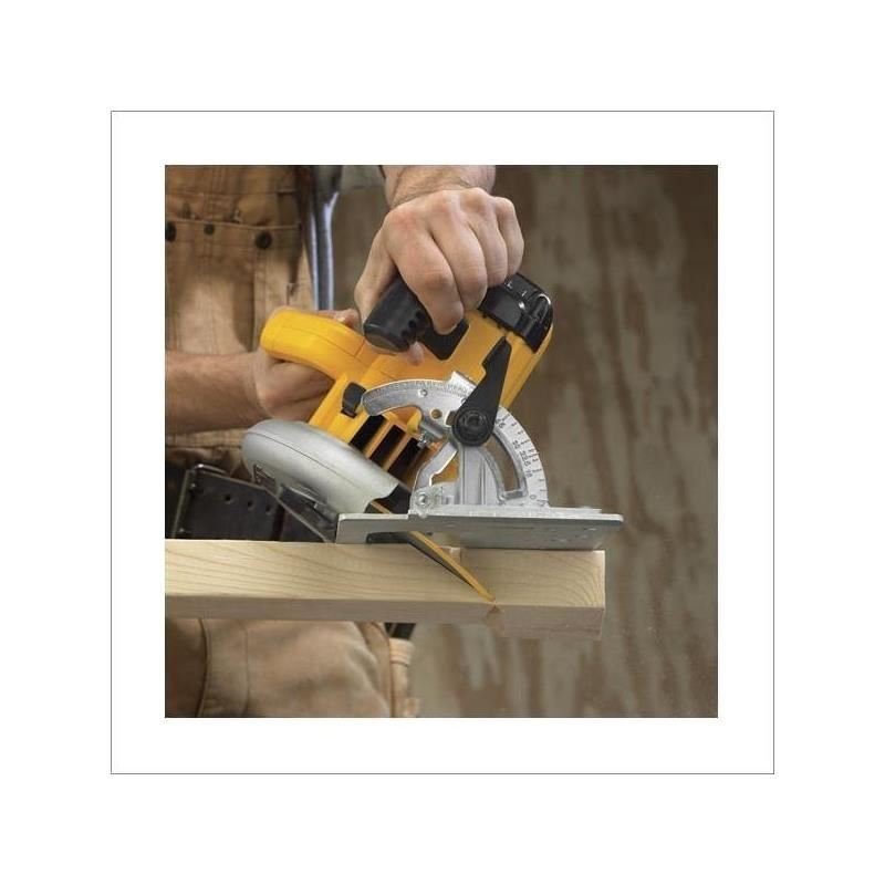 DEWALT | DWE575 7 - 1/4" Lightweight Circular Saw - Mississauga Hardware Centre IncDEWALTDWE575