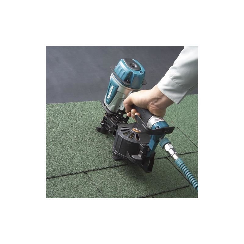 Makita | AN453 1 - 3/4" Coil Roofing Nailer - Mississauga Hardware Centre IncMakitaAN453