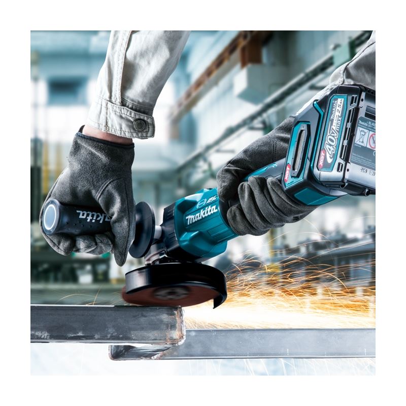 Makita GA005GM102 XGT 40V (4.0 Ah) MAX Li - Ion Brushless 5" Angle Grinder Kit (Slide Switch) - Mississauga Hardware Centre IncMakitaGA005GM102