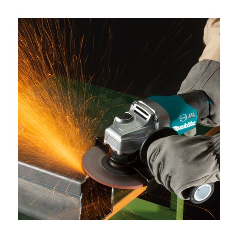 Makita GA013GM102 XGT 40V (4.0 Ah) MAX Li - Ion Brushless 5†Angle Grinder Kit (Paddle Switch) - Mississauga Hardware Centre IncMakitaGA013GM102