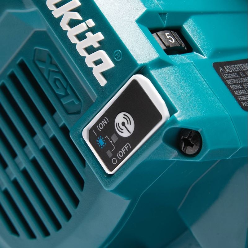 Makita SP001GZ05 40V MAX XGT Li - Ion BL 6 - 1/2in Plunge Cut Circular Saw with 55in Guide Rail - Mississauga Hardware Centre IncMakitaSP001GZ05
