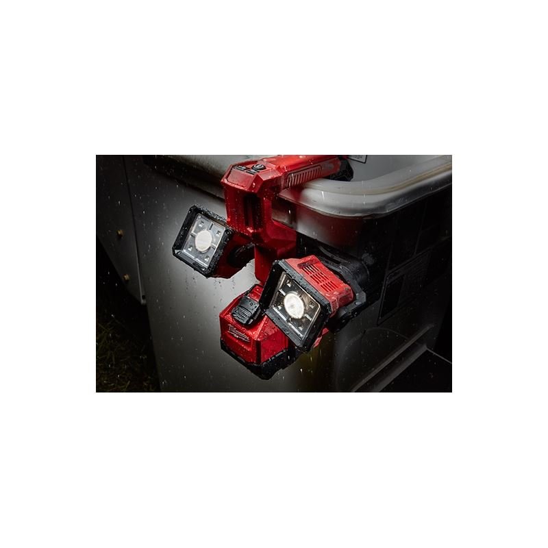 Milwaukee 2122 - 20 M18 Utility Bucket Light (Tool Only) - Mississauga Hardware Centre IncMilwaukee2122-20
