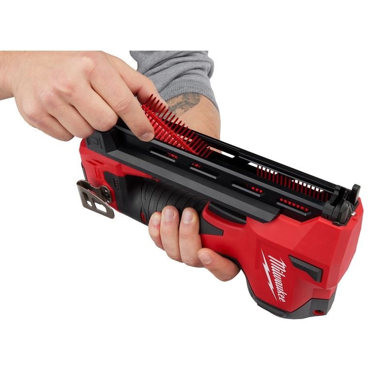 Milwaukee 2448 - 20 M12 Cable Stapler - Mississauga Hardware Centre Inc
