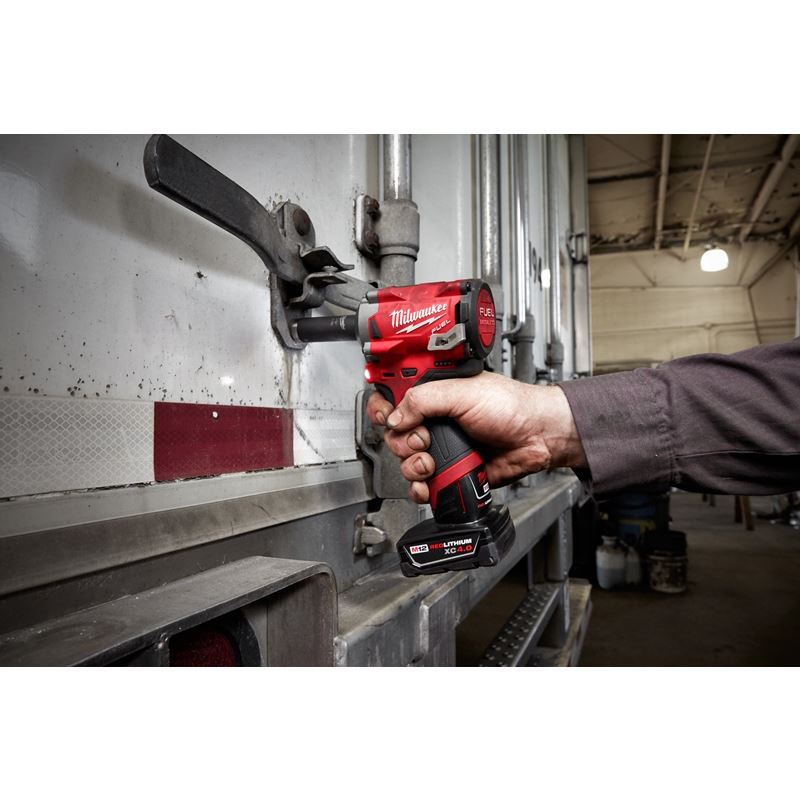 Milwaukee 2555P - 20 M12 FUEL 1/2 inch Stubby Impact Wrench w/ Pin Detent - Mississauga Hardware Centre IncMilwaukee2555P-20