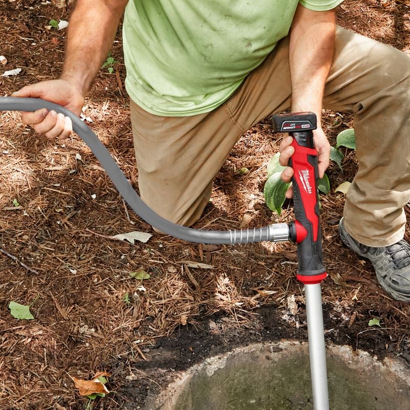 Milwaukee 2579 - 20 M12 Stick Transfer Pump - Mississauga Hardware Centre Inc