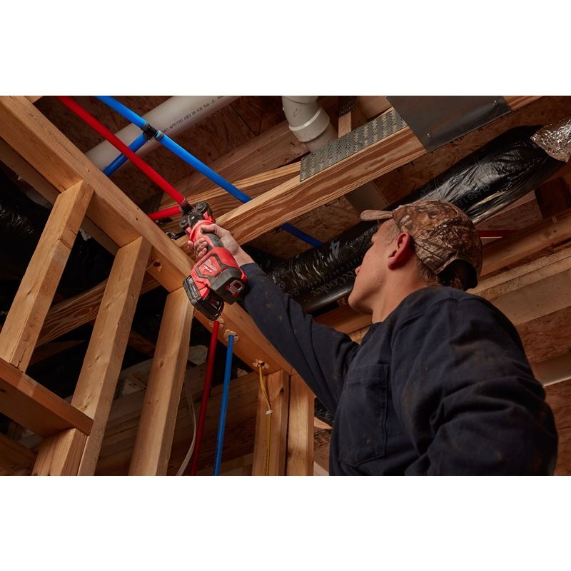 Milwaukee 2674 - 22C M18â„¢ Short Throw Press Tool Kit with PEX Crimp Jaws - Mississauga Hardware Centre IncMilwaukee2674-22C