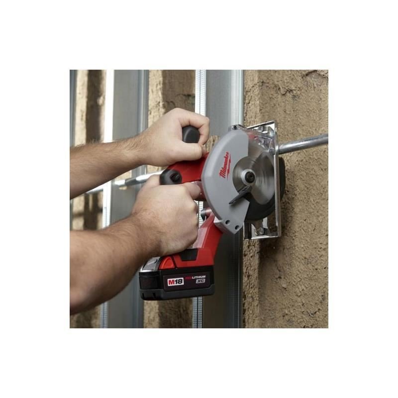 Milwaukee | 2682 - 22 M18 Cordless Lithium - Ion 5 - 3/8" Metal Saw Kit - Mississauga Hardware Centre IncMilwaukee2682-22
