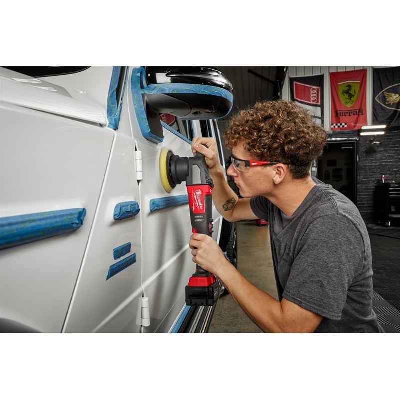 Milwaukee 2684 - 22HD M18 FUEL 15mm Random Orbital Polisher Kit - Mississauga Hardware Centre Inc