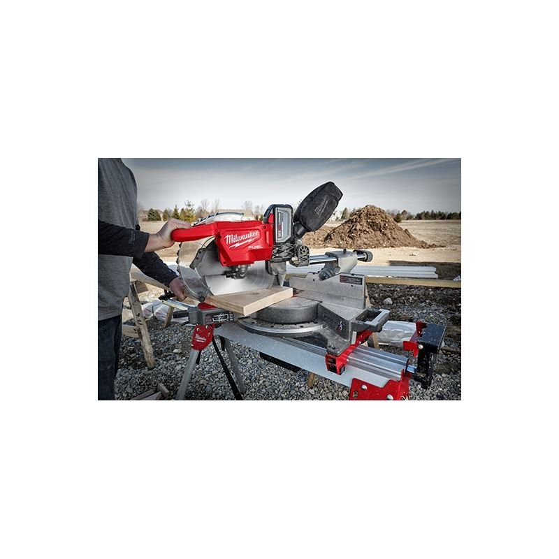 Milwaukee 2739 - 20 M18 FUEL 12" Dual Bevel Sliding Compound Miter Saw - (Tool Only) - Mississauga Hardware Centre IncMilwaukee2739-20