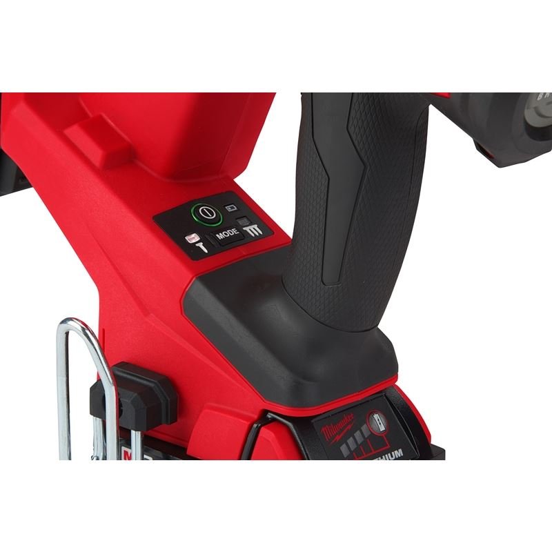 Milwaukee 2749 - 20 M18 FUEL 18GA 1/4" NARROW CROWN STAPLER - Mississauga Hardware Centre Inc
